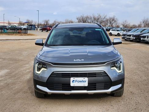 New 2026 Kia Niro EX image 6