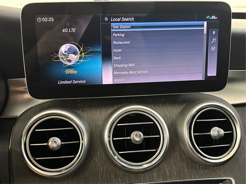 Used 2020 Mercedes-Benz C 300 4MATIC Sedan image 35