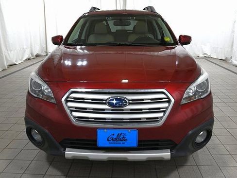 Used 2016 Subaru Outback 2.5i Limited image 16