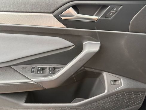 New 2026 Volkswagen Jetta SE w/ Black Wheel Package image 38