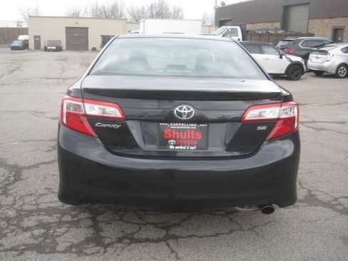 Used 2012 Toyota Camry SE FWD image 6