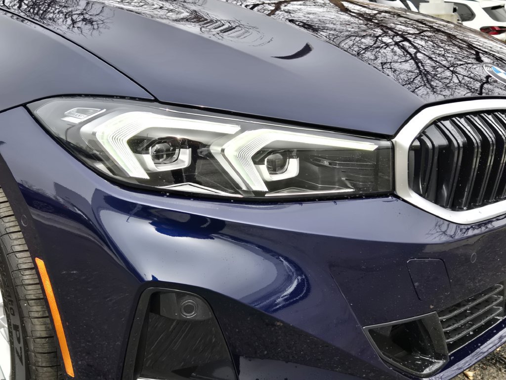 Certified 2026 BMW 330i xDrive Sedan w/ Convenience Package AWD/4WD image 8