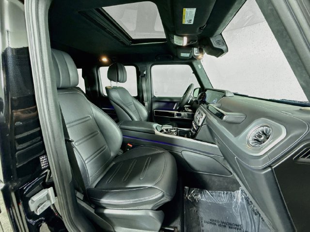 Used 2023 Mercedes-Benz G 550 image 30