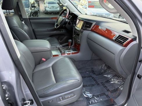 Used 2008 Lexus LX 570 4WD image 18