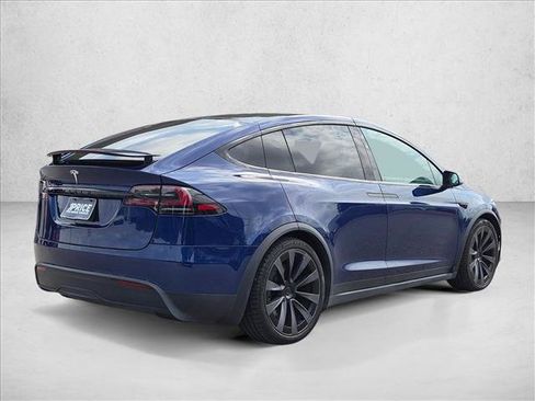 Used 2023 Tesla Model X AWD/4WD image 5