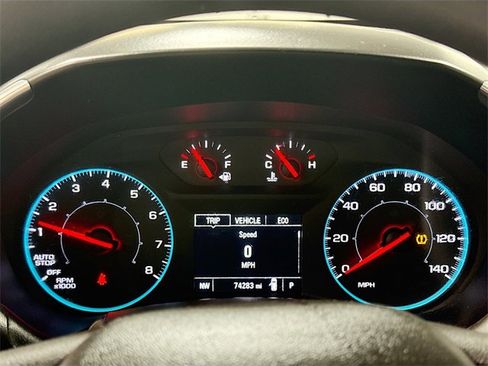 Used 2020 Chevrolet Equinox LS w/ LS Convenience Package image 14