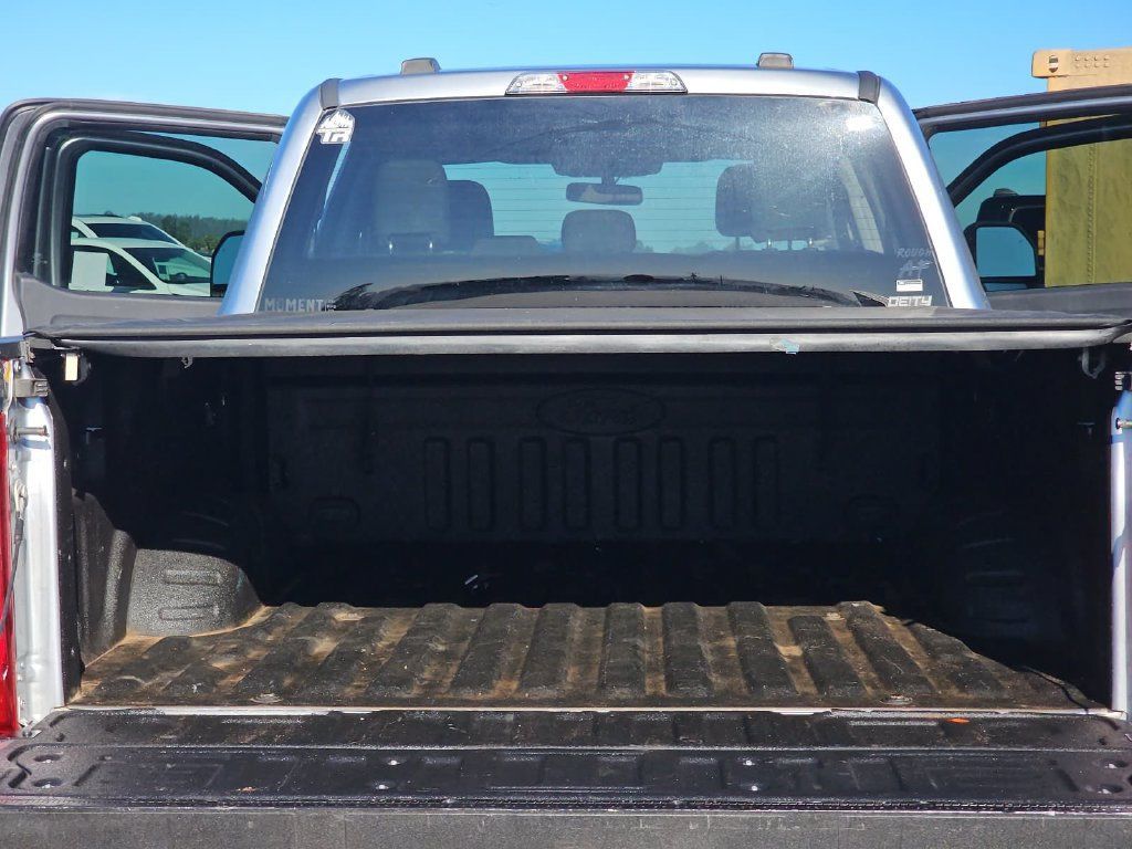 Used 2023 Ford F250 XLT w/ FX4 Off-Road Package AWD/4WD image 13