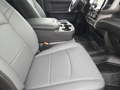 New 2026 RAM 3500 Tradesman w/ Chrome Appearance Group A AWD/4WD image 12