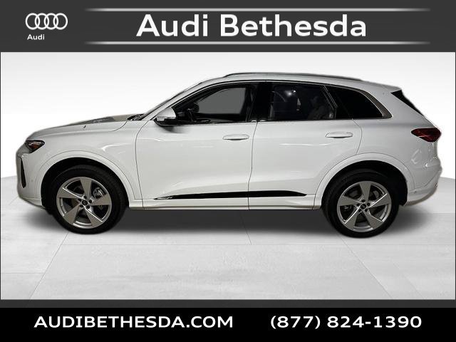 Certified 2025 Audi Q5 Premium w/ Premium Plus AWD/4WD image 4