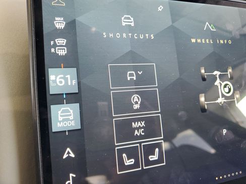 Used 2025 Land Rover Range Rover Velar Dynamic SE image 27