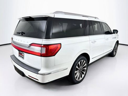 Used 2021 Lincoln Navigator L Reserve w/ Luxury Package AWD/4WD image 5