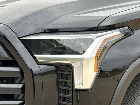 New 2026 Toyota Tundra SR5 AWD/4WD image 4