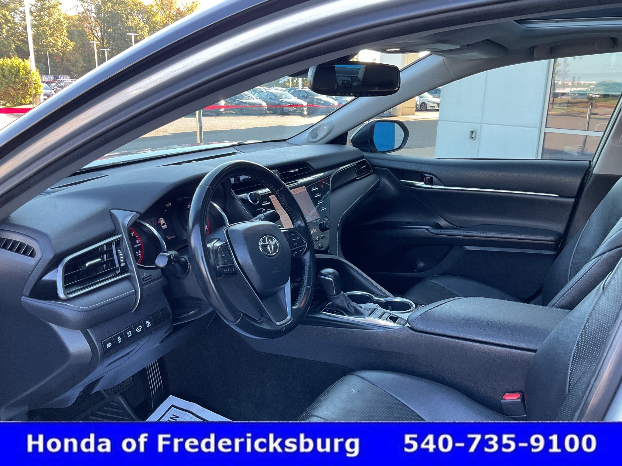 Used 2020 Toyota Camry XSE w/ Driver Assist Package FWD image 29