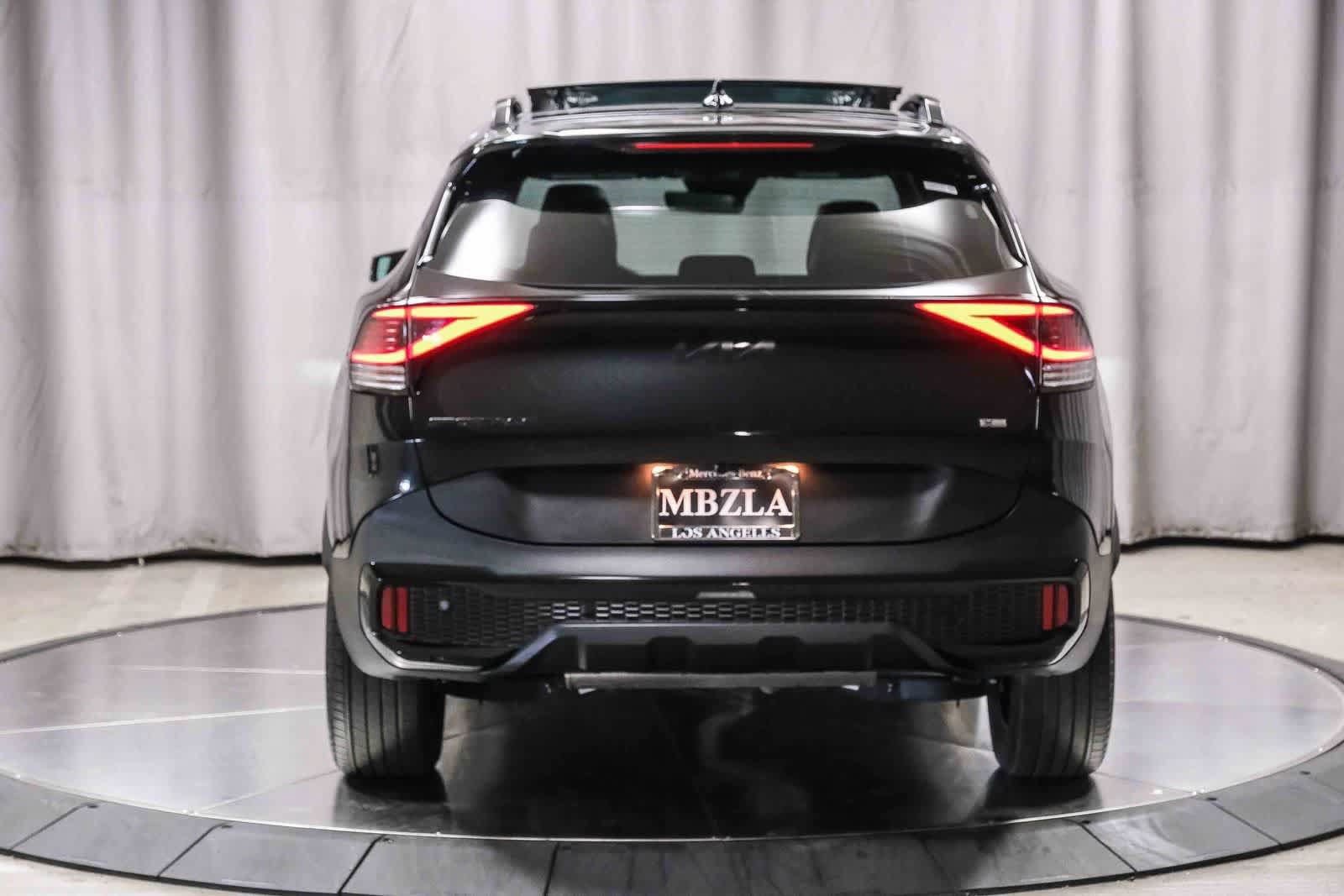 Used 2025 Kia Sportage X-Line AWD/4WD image 3