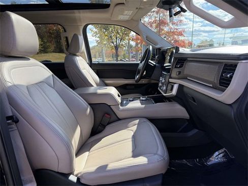 Certified 2024 Ford Expedition Max Limited image 27