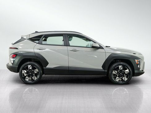 Used 2024 Hyundai Kona SEL AWD/4WD image 6