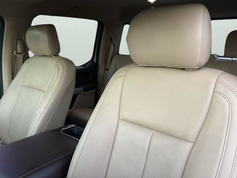 Used 2018 Ford F150 Lariat w/ Equipment Group 502A Luxury image 9