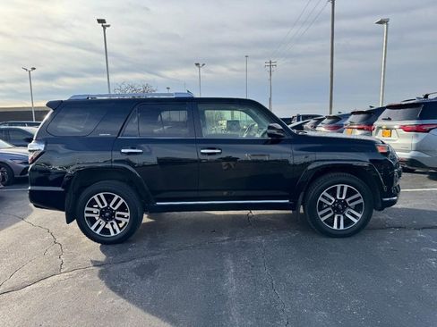 Used 2022 Toyota 4Runner Limited image 2