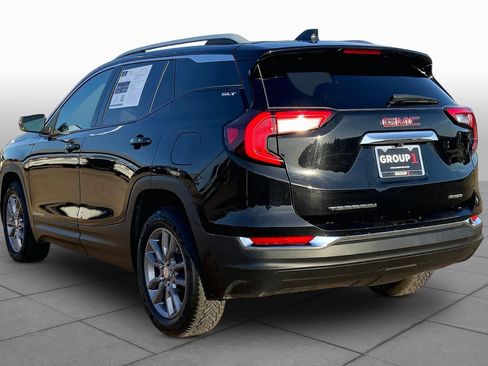 Used 2024 GMC Terrain SLT AWD/4WD image 11