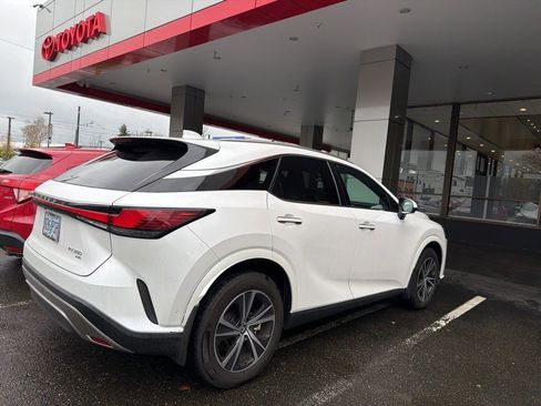 Used 2024 Lexus RX 350 Premium image 5