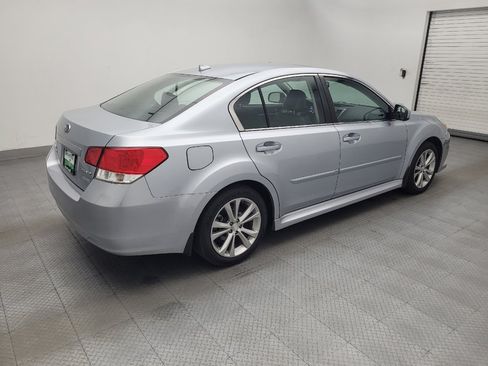 Used 2014 Subaru Legacy 2.5i Limited AWD/4WD image 10