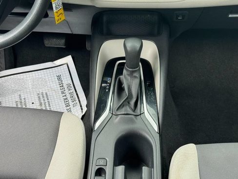 Used 2024 Toyota Corolla LE FWD image 18