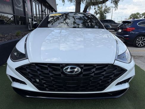 Used 2021 Hyundai Sonata SEL Plus w/ Tech Package FWD image 2