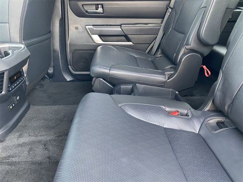 Certified 2025 Toyota Sequoia Platinum image 18