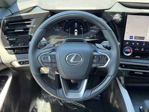 New 2026 Lexus RX 350h AWD/4WD image 18