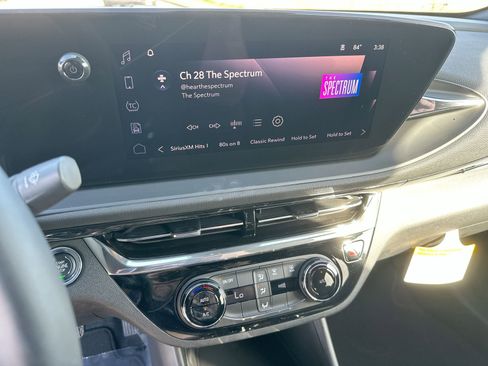 New 2026 Buick Envista Sport Touring image 16