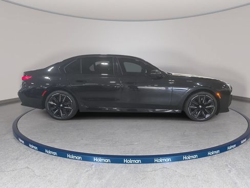 Certified 2024 BMW 740i RWD image 4
