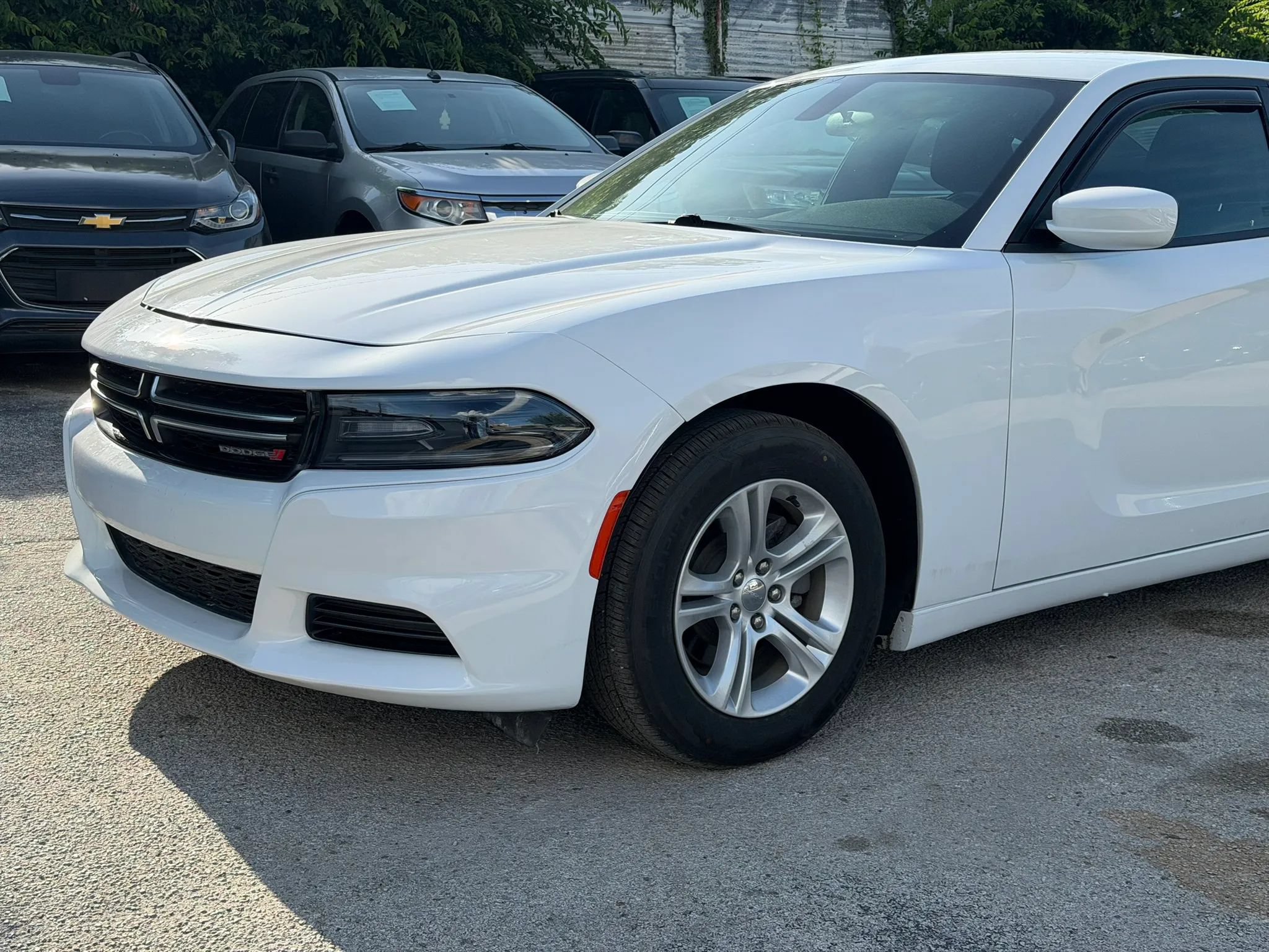 Used 2018 Dodge Charger SXT RWD image 7