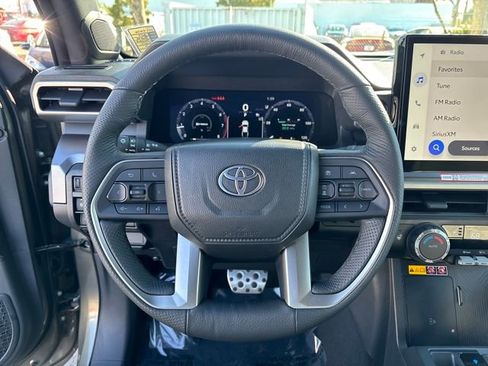 Used 2024 Toyota Tacoma TRD Sport image 16