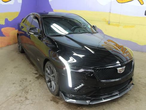Used 2020 Cadillac CT4 V w/ Driver Assist Package AWD/4WD image 2
