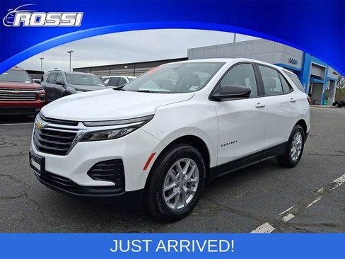Used 2023 Chevrolet Equinox LS AWD/4WD image 1
