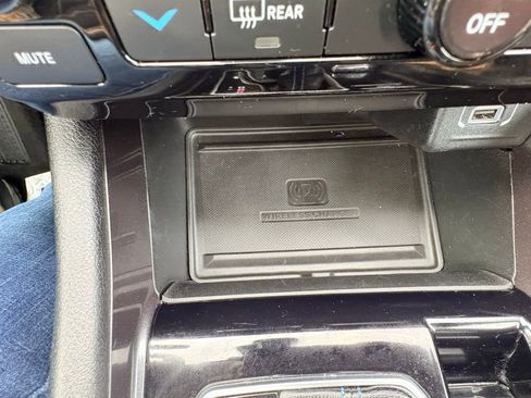 Used 2022 Jeep Compass Latitude w/ Sun and Sound Group image 28