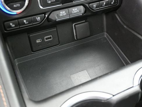 Used 2021 GMC Yukon AT4 w/ Rear Media and Nav Package image 20