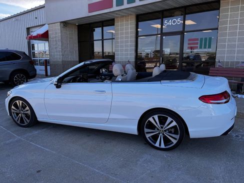 Used 2018 Mercedes-Benz C 300 4MATIC Cabriolet image 3