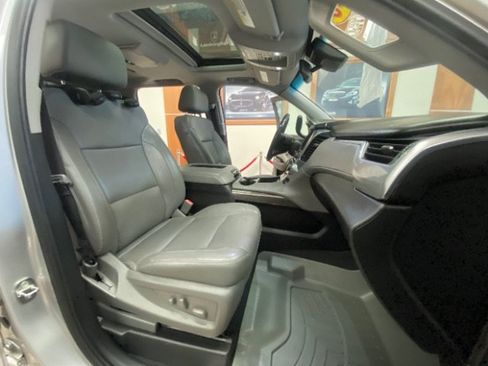 Used 2020 Chevrolet Tahoe LT AWD/4WD image 17