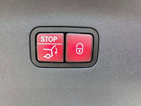 Used 2021 Mercedes-Benz AMG GT 63 S image 13