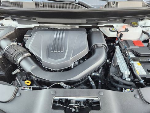 New 2026 GMC Acadia AT4 w/ LPO, Floor Liner Package image 21