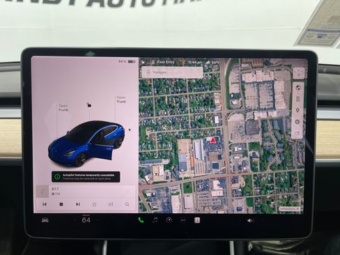 Used 2018 Tesla Model 3 Long Range image 10