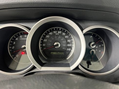 Used 2006 Toyota 4Runner Limited AWD/4WD image 25