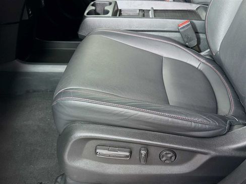 Certified 2023 Honda Odyssey Sport image 18
