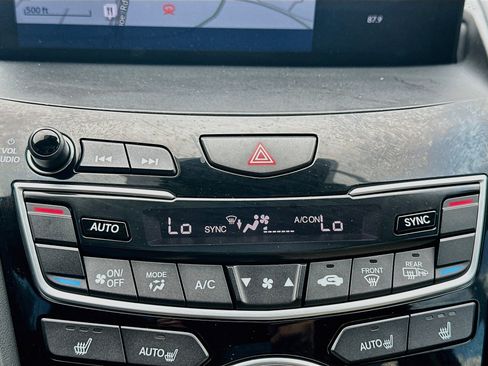 Used 2019 Acura RDX w/ Technology Package AWD/4WD image 23