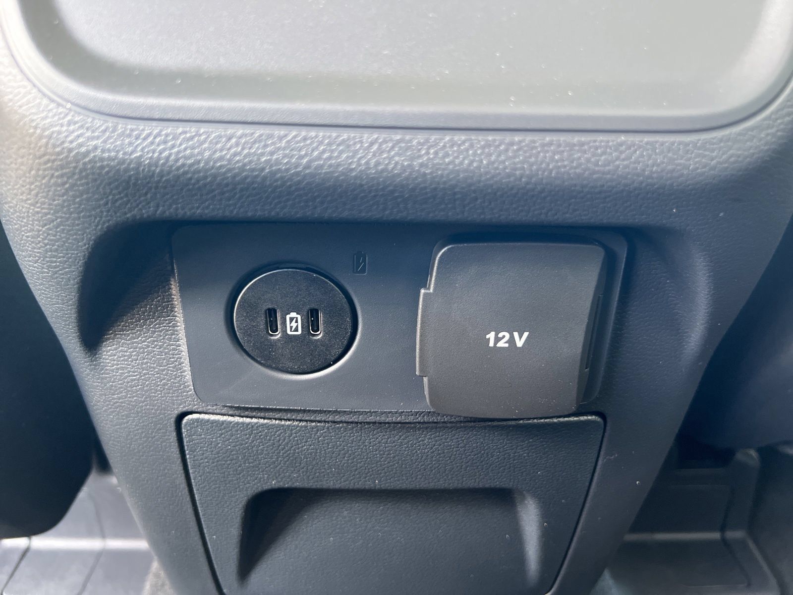 New 2026 Ford Explorer Active AWD/4WD image 37