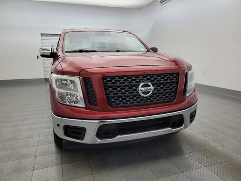 Used 2019 Nissan Titan SV w/ SV Convenience Package image 14