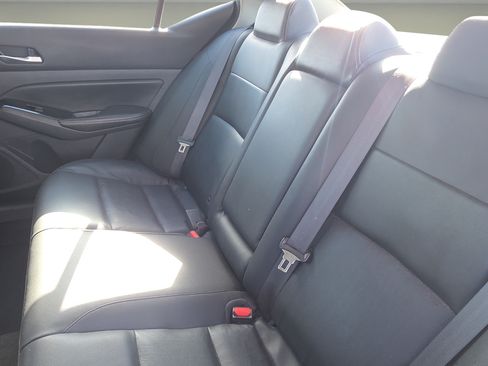 Used 2021 Nissan Altima 2.5 SL FWD image 19