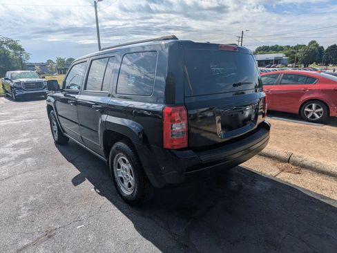 Used 2014 Jeep Patriot Sport w/ Power Value Group FWD image 5