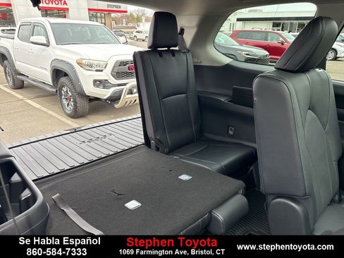 New 2026 Toyota Grand Highlander Limited image 28